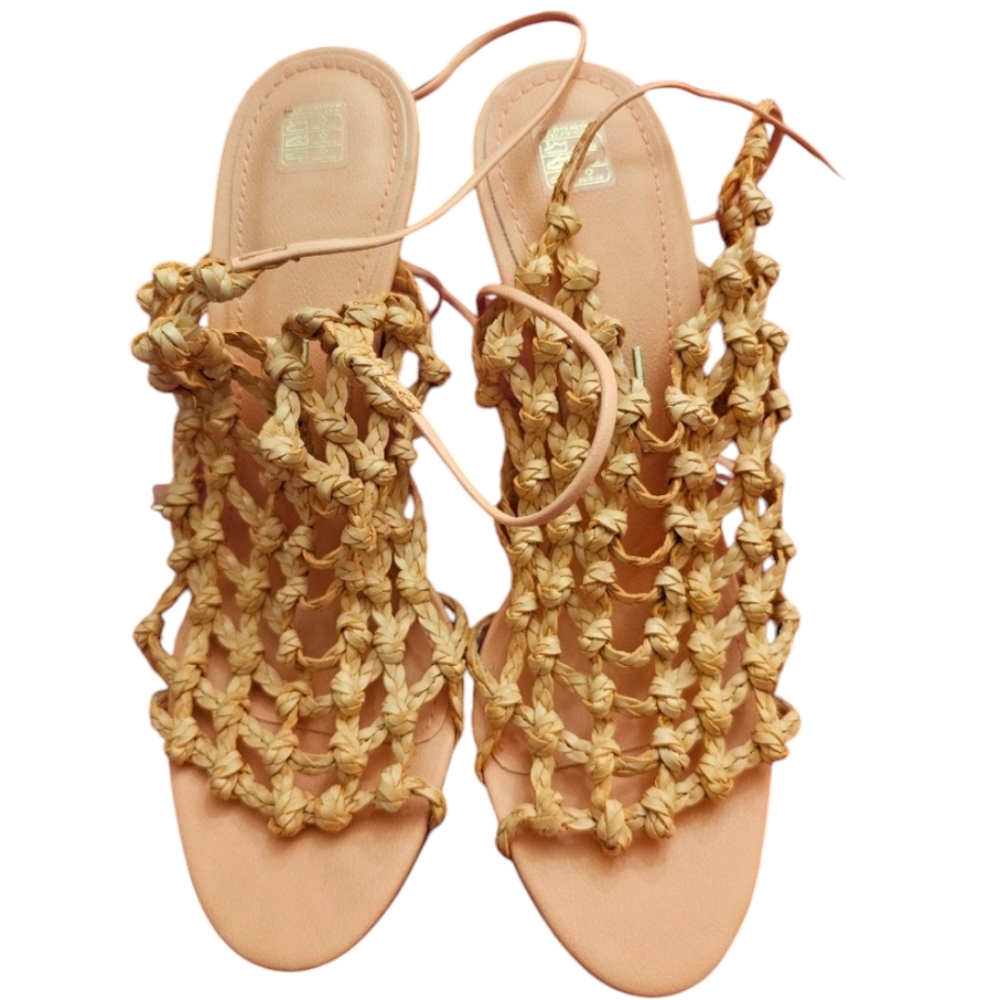 Brazilian Santa Lolla Peach tie-up heels size 9B